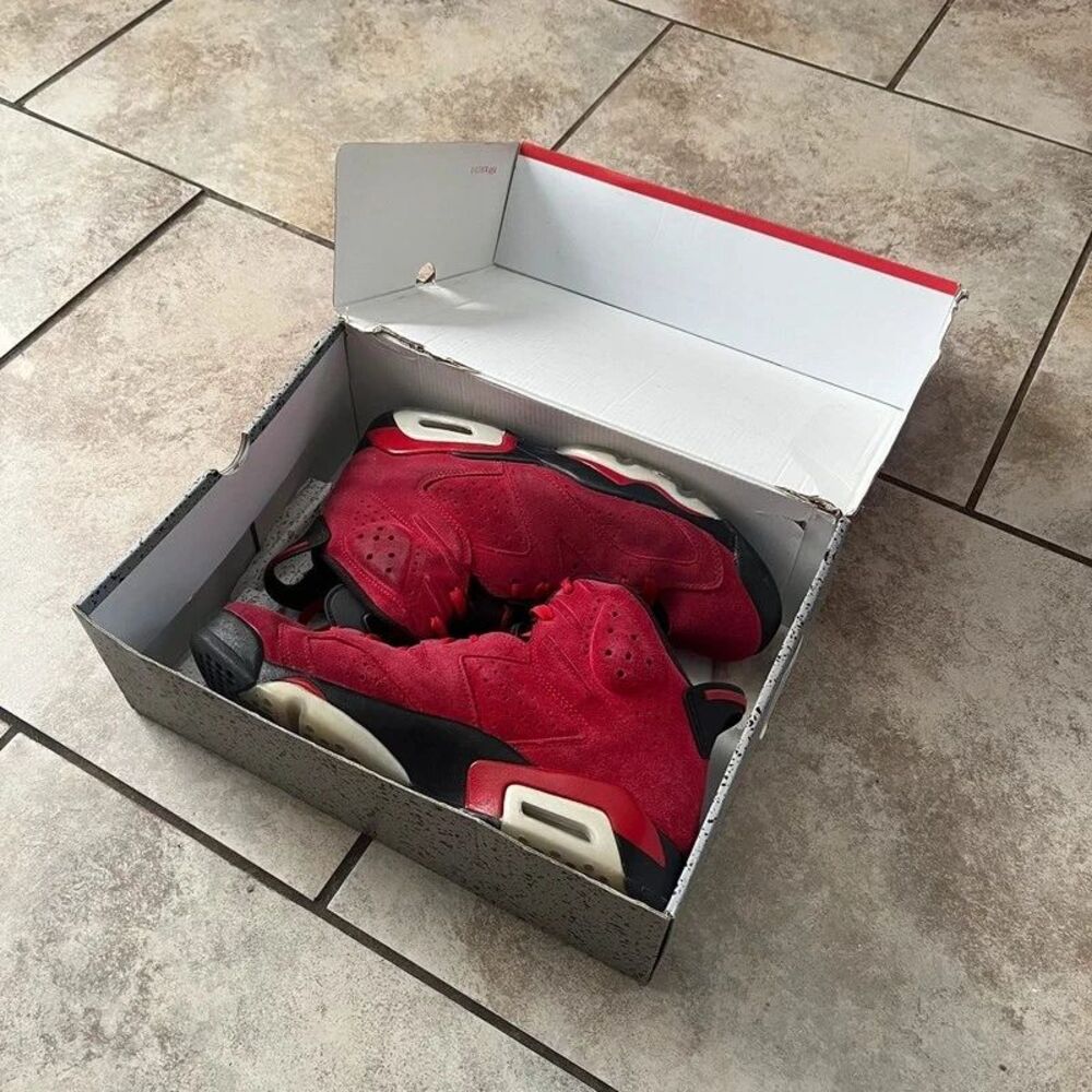 Jordan 6 Retro Toro Bravo Red Suede Sneakers Mens Size 10